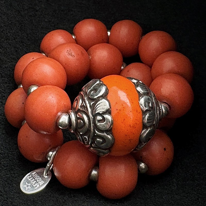 buddhapearls Armband LIMITED EDITION |Historischen Perlen & Silber | Vintage Beads