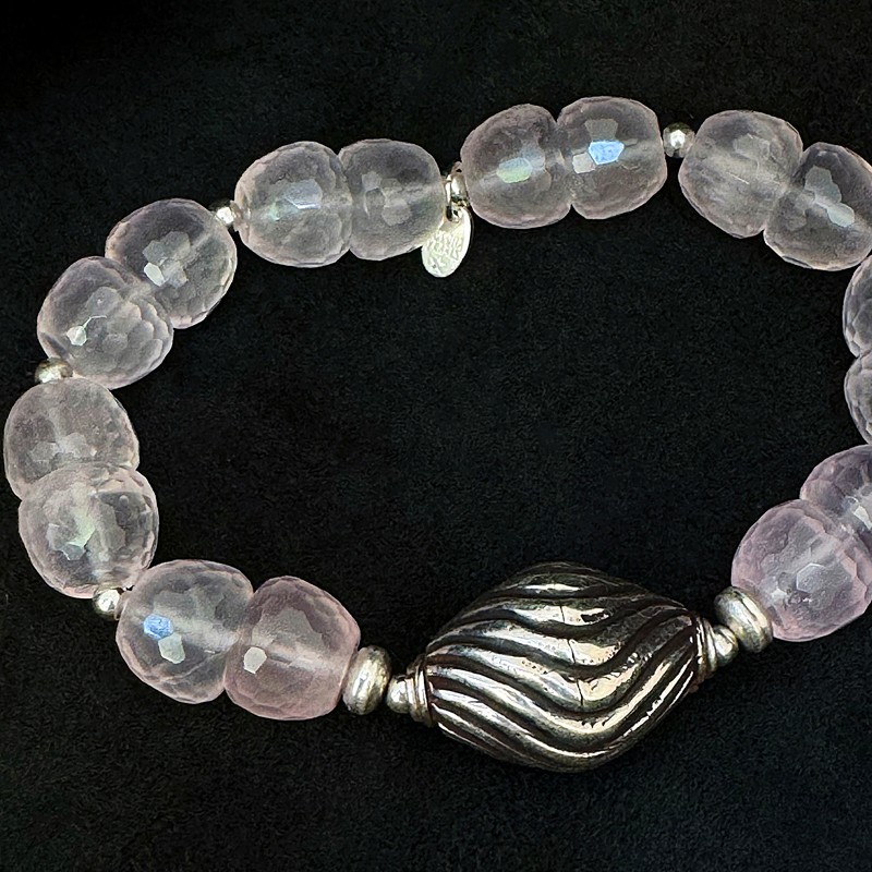 Rosenquarz Armband mit Silber | Handmade in Berlin | Exklusiver Edelsteinschmuck von buddhapearls