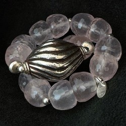 Rosenquarz Armband mit Silber | Handmade in Berlin | Exklusiver Edelsteinschmuck von buddhapearls