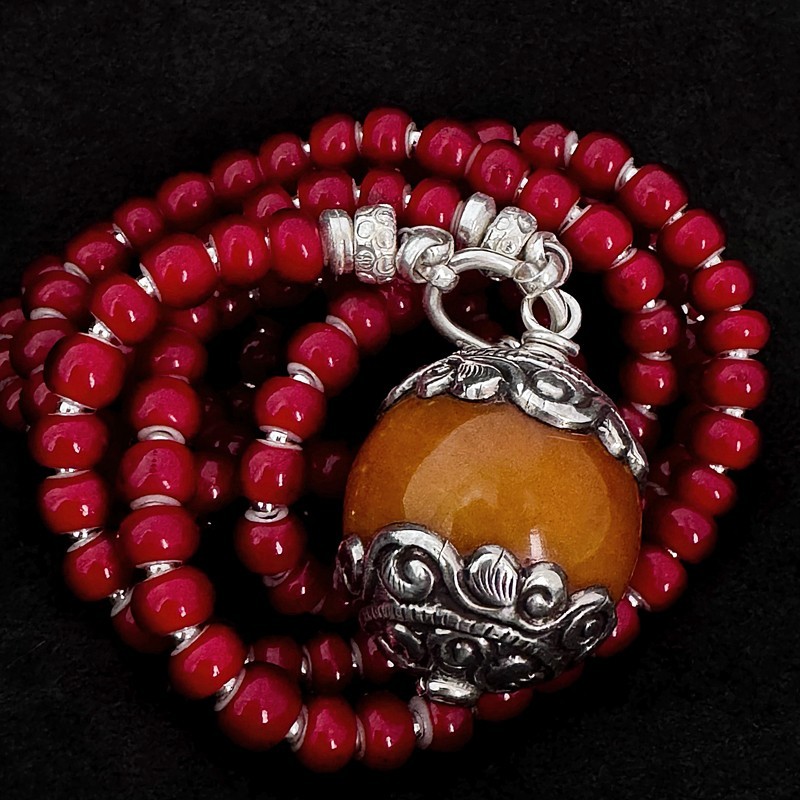 White Hearts Halskette mit Bakelit & 925 Silber | Handgefertigt | buddhapearls